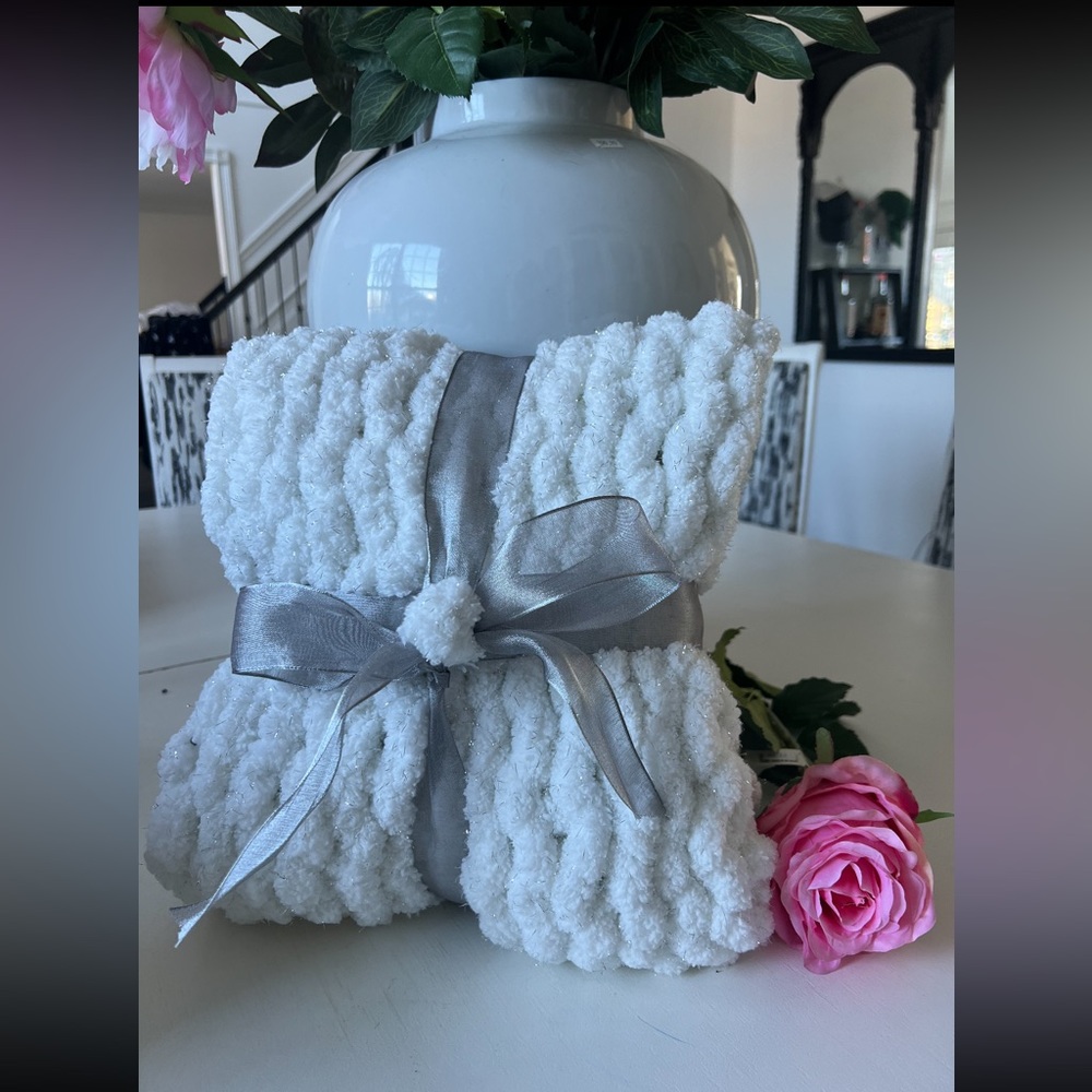 Hand Made Chunky Chenille baby blanket. 34x24 color: Sparkle White